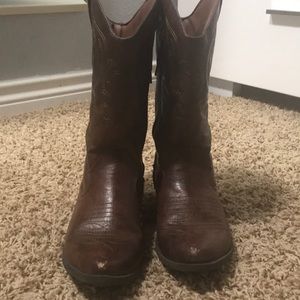 Target cowboy boots